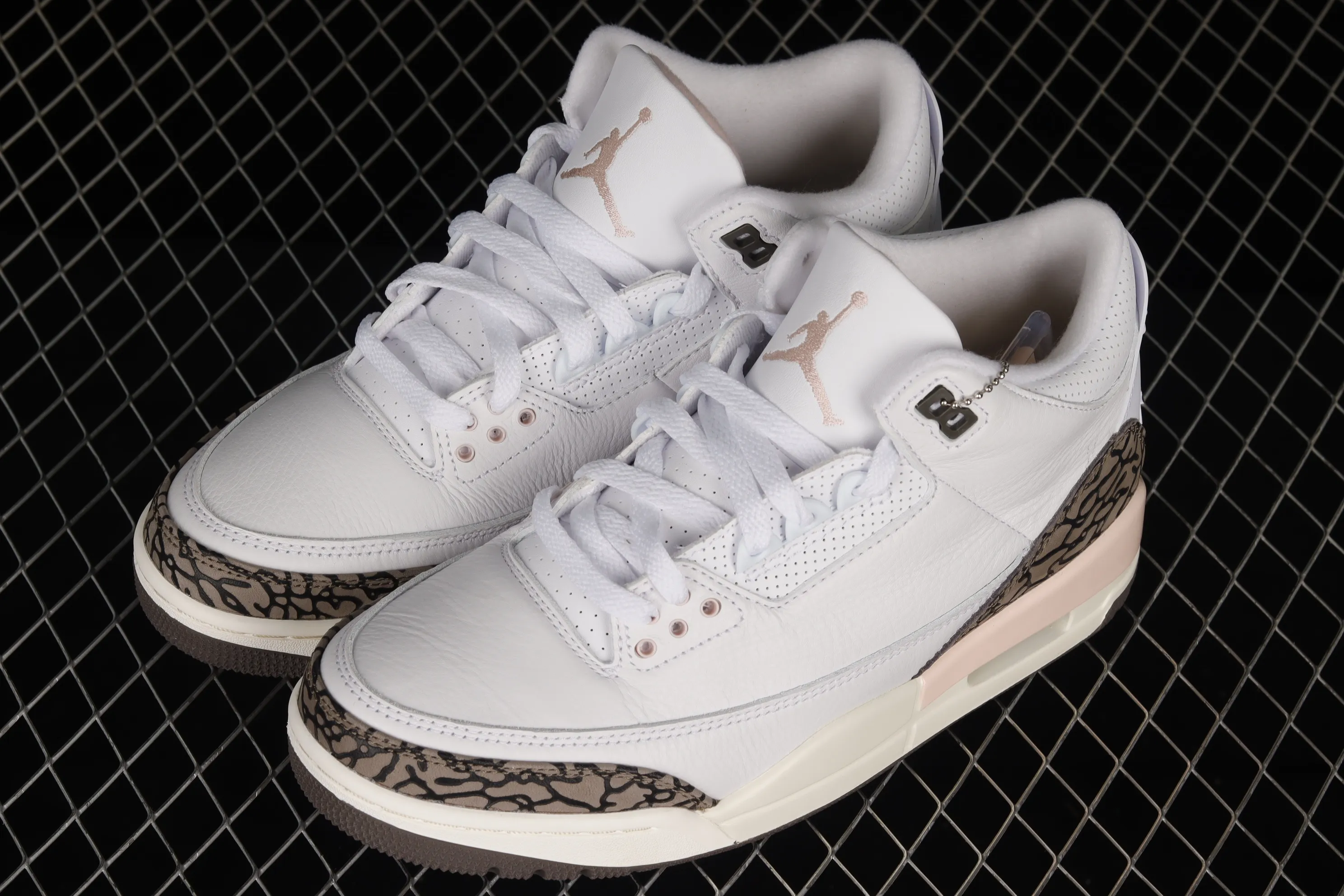 All categories Air Jordan Jordan series basketball shoes Air Jordan 3 foreign trade version Air Jordan 3 "Atmosphere" AJ3 Joe 3 white powder CK9246-102